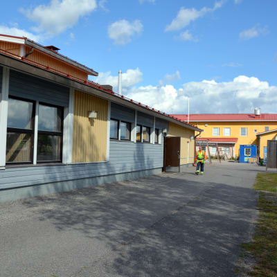 Byggarbetare vid Hindhår skolcenter i Borgå