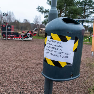 Sopkärl med anslag på.