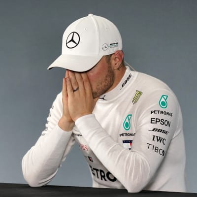 Valtteri Bottas pustar ut efter F1-loppet i Mexiko.