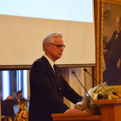Heikki Pälve i Åbo stadsfullmäktige den 16.5.2022.