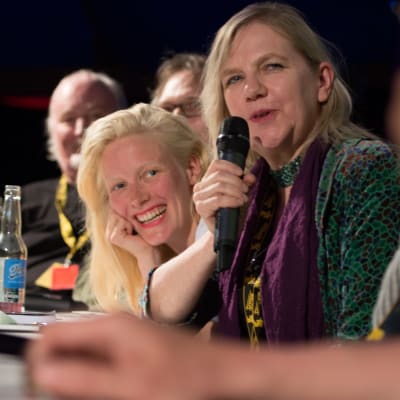 Laura Birn ja Liselott Forsman / Kotimaisten elokuvantekijöiden keskustelu Sodankylän elokuvajuhlilla 2016.