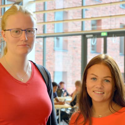 Mikaela Sundman och Sandra Bengs.