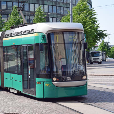 Spårvagn i Hagnäs i Helsingfors.