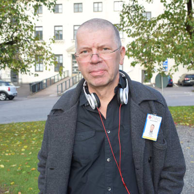 Infektiosairauksien ylilääkäri Jarmo Oksi Tyksistä.