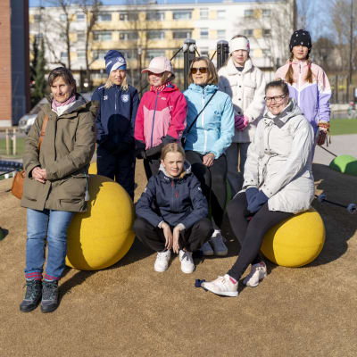 Elever, lärare och föräldrar, Solbrinkens skola i Lojo.