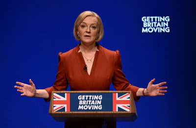 Storbritanniens premiärminister Liz Truss håller sitt linjetal under den sista dagen av de konservativas årliga partikonferens.