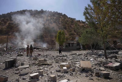 Rök stiger upp i luften efter en attack i Erbil i Irak. Irans mäktiga islamiska revolutionsgarde inledde attacker mot den kurdiska regionen i norra Irak med inriktning på väpnade rebellgrupper. 