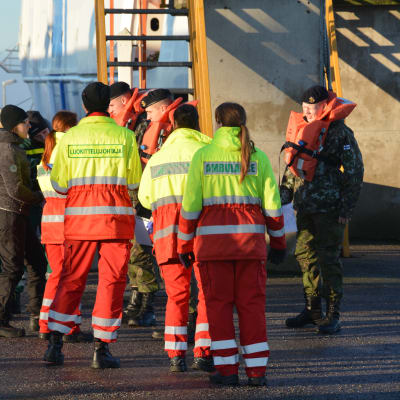 Många olika myndigheter deltog i sjöräddningsövningen