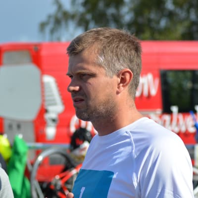 Marcus Långs vid växlingsområdet i Sun City Triathlon