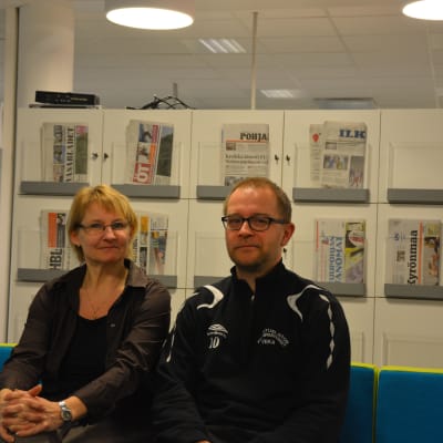 Elisabeth Henriksson och Mattias Levälahti hoppas på aktivare föräldraskap i Sundom