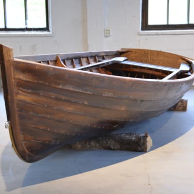 Jussi Nordbergs havsroddbåt är gjord av furu och ek.