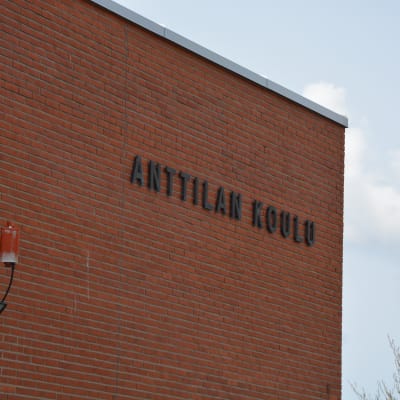 Anttilan koulu i Lojo