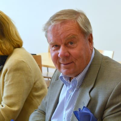 Fullmäktigeledamot Kari Hagfors (Saml) i Lovisa