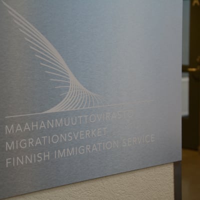 Skylten för mgirationsverket i Reso