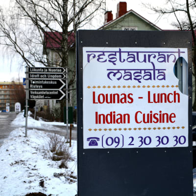 Krossad reklamskylt