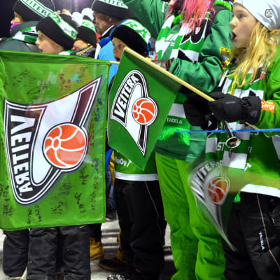Guldfest i bandymatch.
