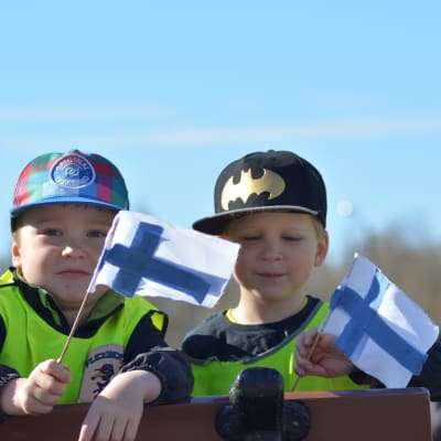 Parad för Finland 100 år i Jakobstad.