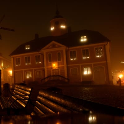 gamla rådhuset i borgå i dimma