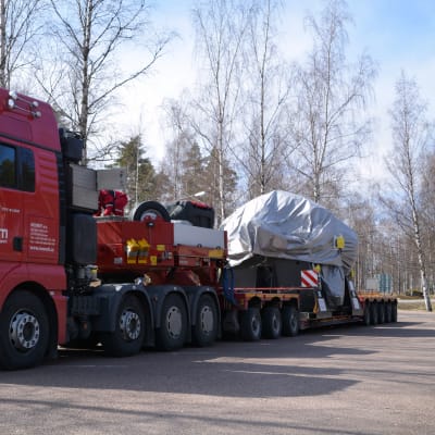 ny turbin anlände till kärnkraftverket i Lovisa 25.04.16