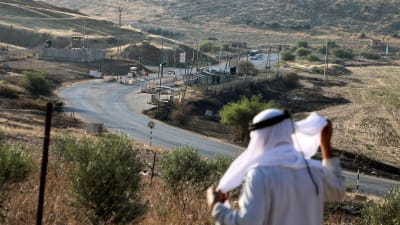 En palestinsk herde vid den israeliska gränskontrollen Hamra i Jordandalen 1.7.2020