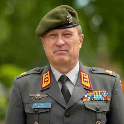 Kuvassa kenraalimajuri Kim Mattsson, Suomen maavoimien esikuntapäällikkö.