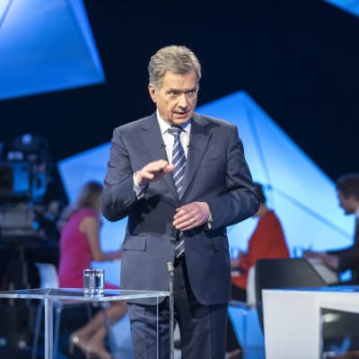 Presidentti Sauli Niinistö TV1:n studiossa presidenttitentti-ohjelmassa 15.01.2018. Presidentinvaalit 2018, presidenttipäivät televisiossa