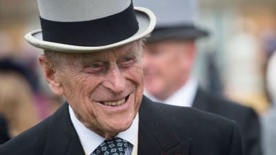99-åriga prins Philip i hög grå hatt och uppklädd.