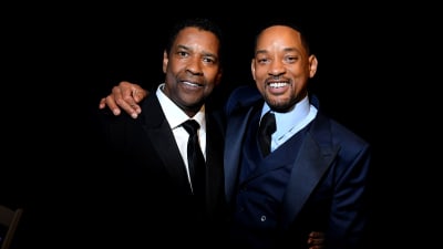 Näyttelijät Denzel Washington ja Will Smith vierekkäin kädet hartioilla.