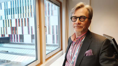 Chefsöverläkaren Markku Mäkijärvi, HUS. 