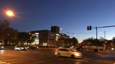 Trafikljus fungerar inte i korsningen av Forsbyvägen och Backasgatan på grund av trafikolycka