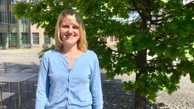 Tanja van Veldhuizen på Arkens gård i Åbo.