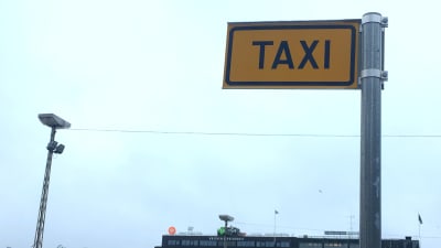 taxiskylt i åbo centrum