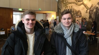 Profilbild på studerandena Kalle Lindroos och Mats Lindeberg.
