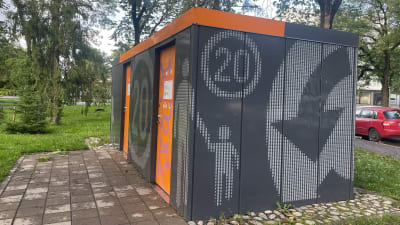 De offentliga toaletterna i Kuppis har vandaliserats.