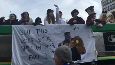 Abiturienter i Vasa firar penkis.