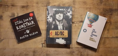 Böckerna Stjäl som en konstnär av Austin Kleon, biografin om AC/DC och The Magic of thinking Big av David J. Schwartz