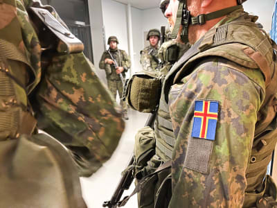 militärer.