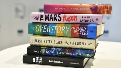 De sex böcker som var nominerade för 2018 års The Man Booker Prize.