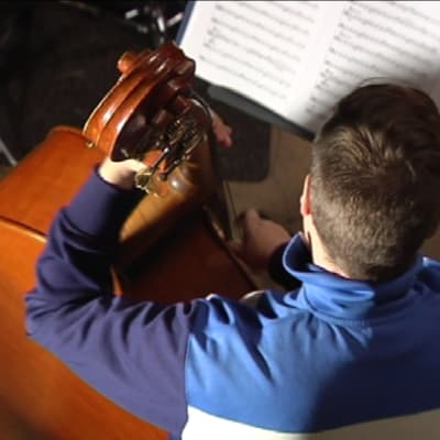 Uuden levyn bassot ja rummut miksattiin enemmän räpin kuin big band -estetiikan malliin.