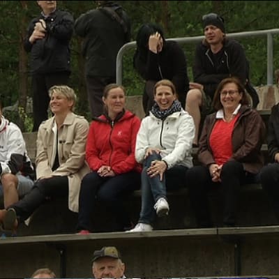 Heli Rantanen, Helena Uusitalo, Mikaela Ingberg, Tuula Laaksalo ja Tiina Lillak kuuluvat kuudenkympin kerhoon.