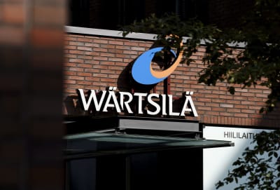 Wärtsiläs logga på huvudkontoret i Helsingfors.