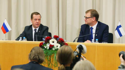 Statsminister Juha Sipilä och Rysslands premiärminister Dmitrij Medvedev möttes i Uleåborg den 9 december 2016.