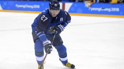 Petri Kontiola i OS-matchen mot Tyskland.