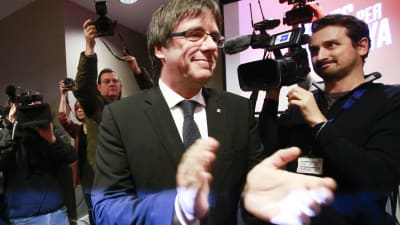 Carles Puigdemont inleder i Belgien sin valkampanj för Katalonien.