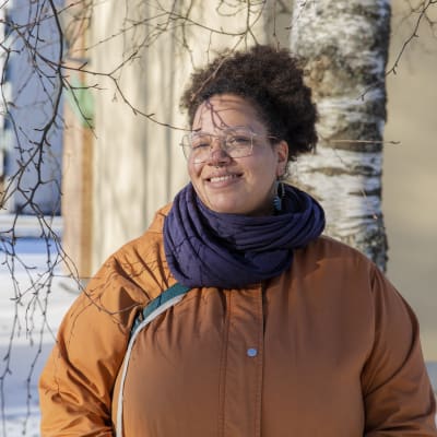 Jennifer Markin hymyilee 