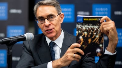  Kenneth Roth, chef för Human Rights Watch (HRW) presenterar årsrapporten 2020.