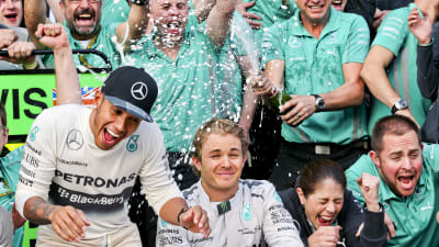Lewis Hamilton vann USA:s GP före stallkamraten Nico Rosberg.