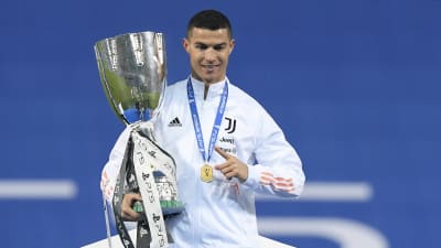 Cristiano Ronaldo och Juventus vann Supercoppa Italiana.