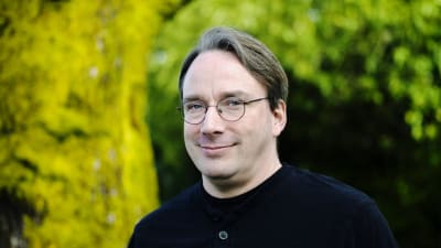 Lähikuva Linus Torvaldista