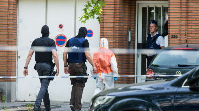 Den terrormisstänkte marockanen bodde i Molenbeek i Bryssel där hans hem genomsöktes i morse 